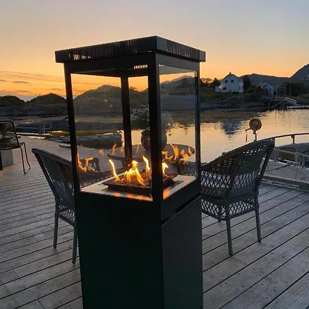 Torvholmen Apartamento *