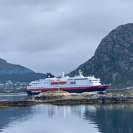 Torvholmen * Fosnavåg