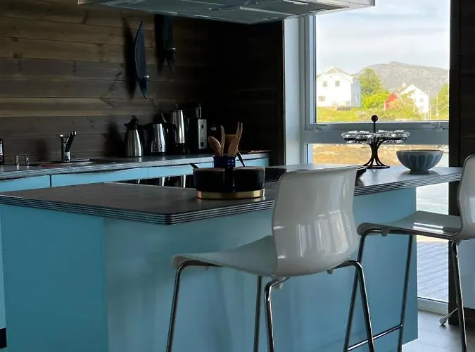 Torvholmen * Fosnavåg